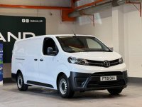 TOYOTA PROACE