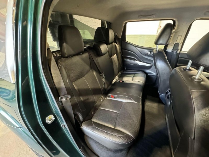 NISSAN NAVARA