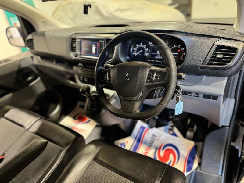 PEUGEOT EXPERT