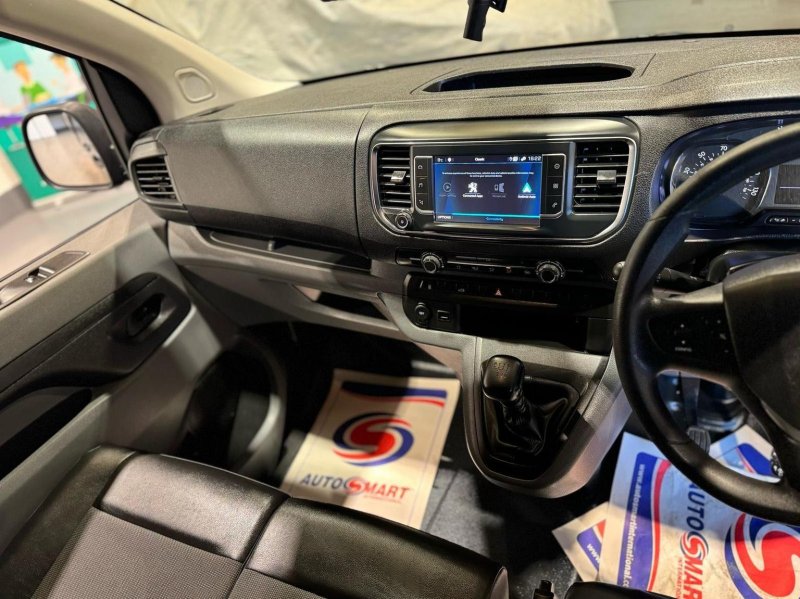 PEUGEOT EXPERT