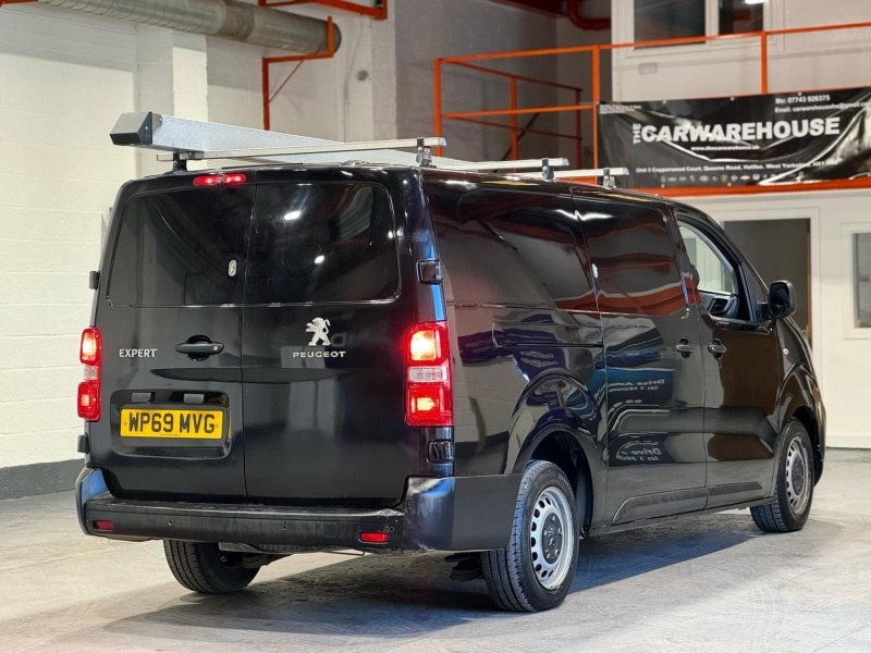 PEUGEOT EXPERT